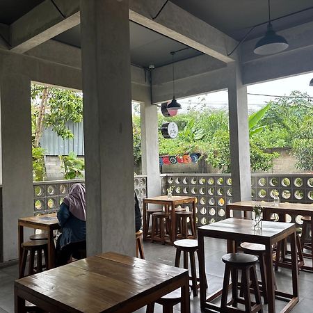 The Cluster Harris Bed and Breakfast Cimahi Buitenkant foto