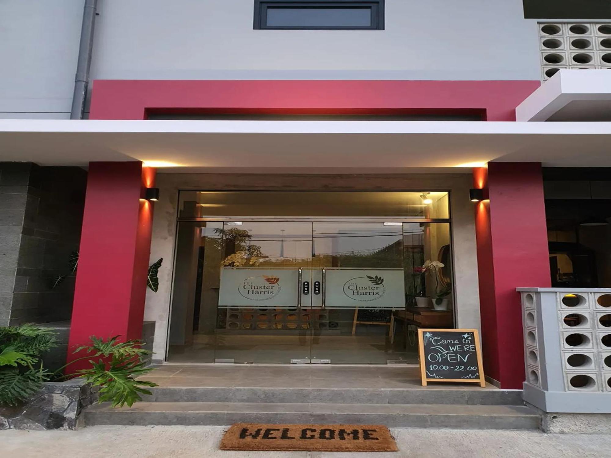 The Cluster Harris Bed and Breakfast Cimahi Buitenkant foto
