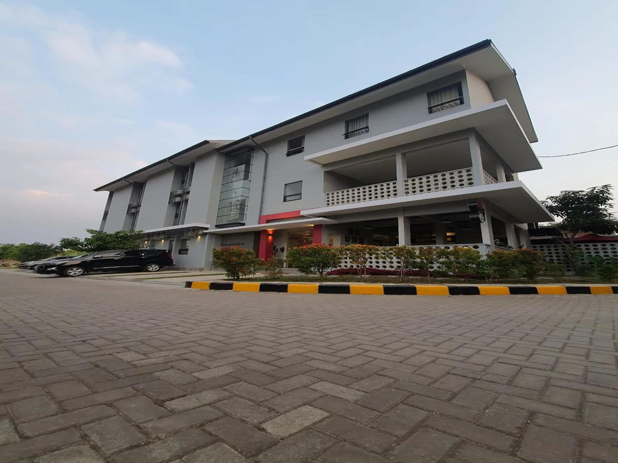The Cluster Harris Bed and Breakfast Cimahi Buitenkant foto